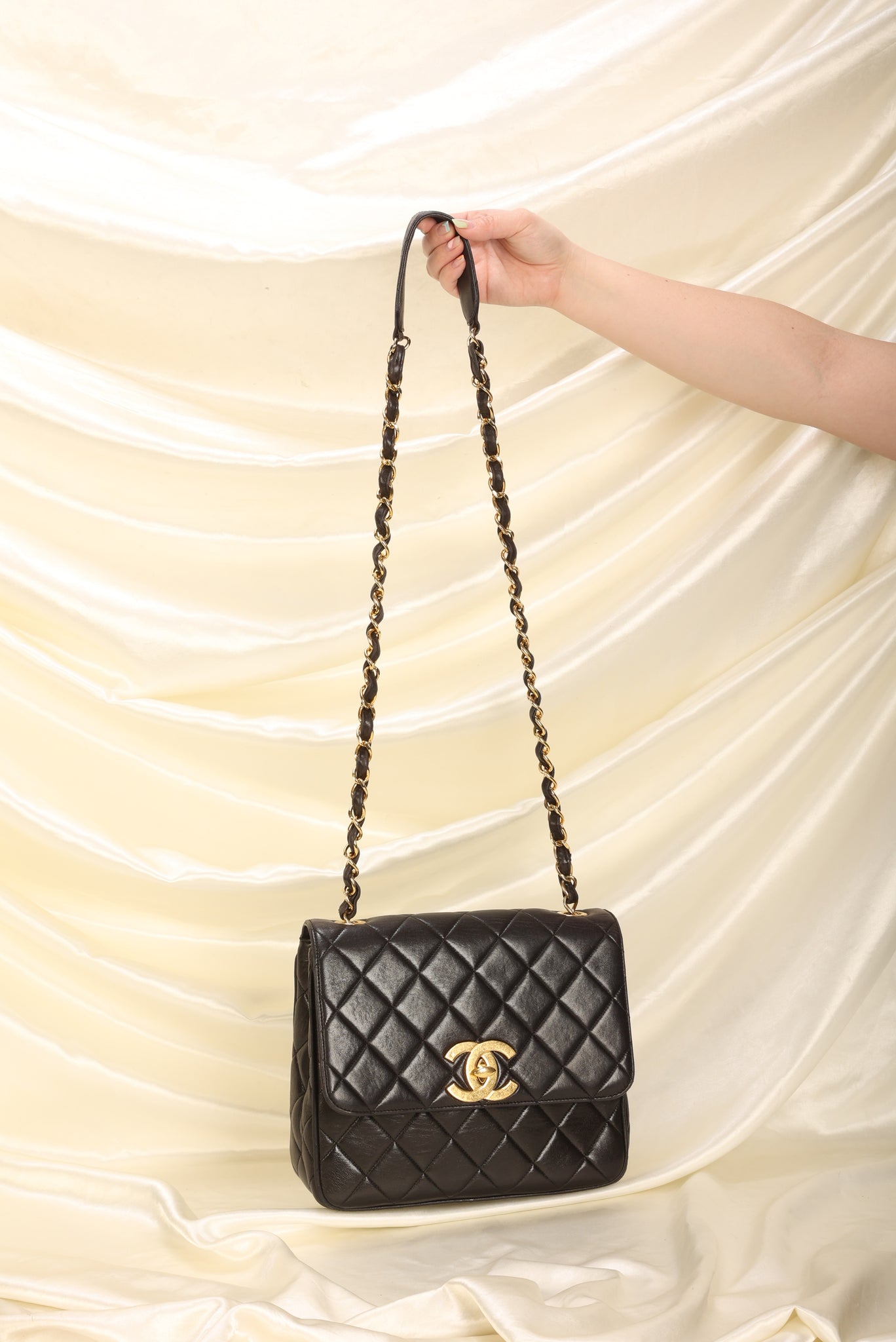 Chanel Lambskin Jumbo Square Flap Bag – SFN