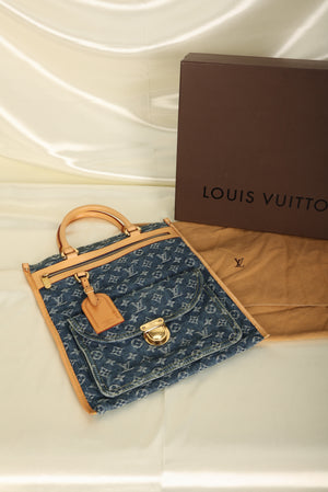Louis Vuitton Denim Sac Plat