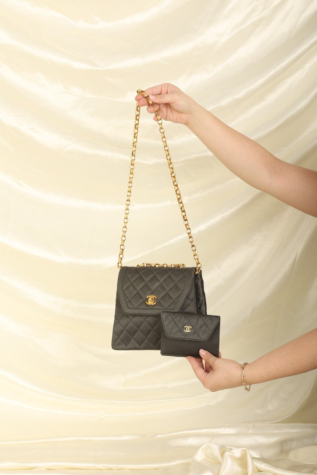 ShopFashioNica - Vintage Designer Handbags – SFN