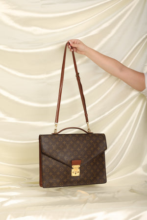 Louis Vuitton Vintage Monogram Monceau 28 - Shoulder Bags, Handbags