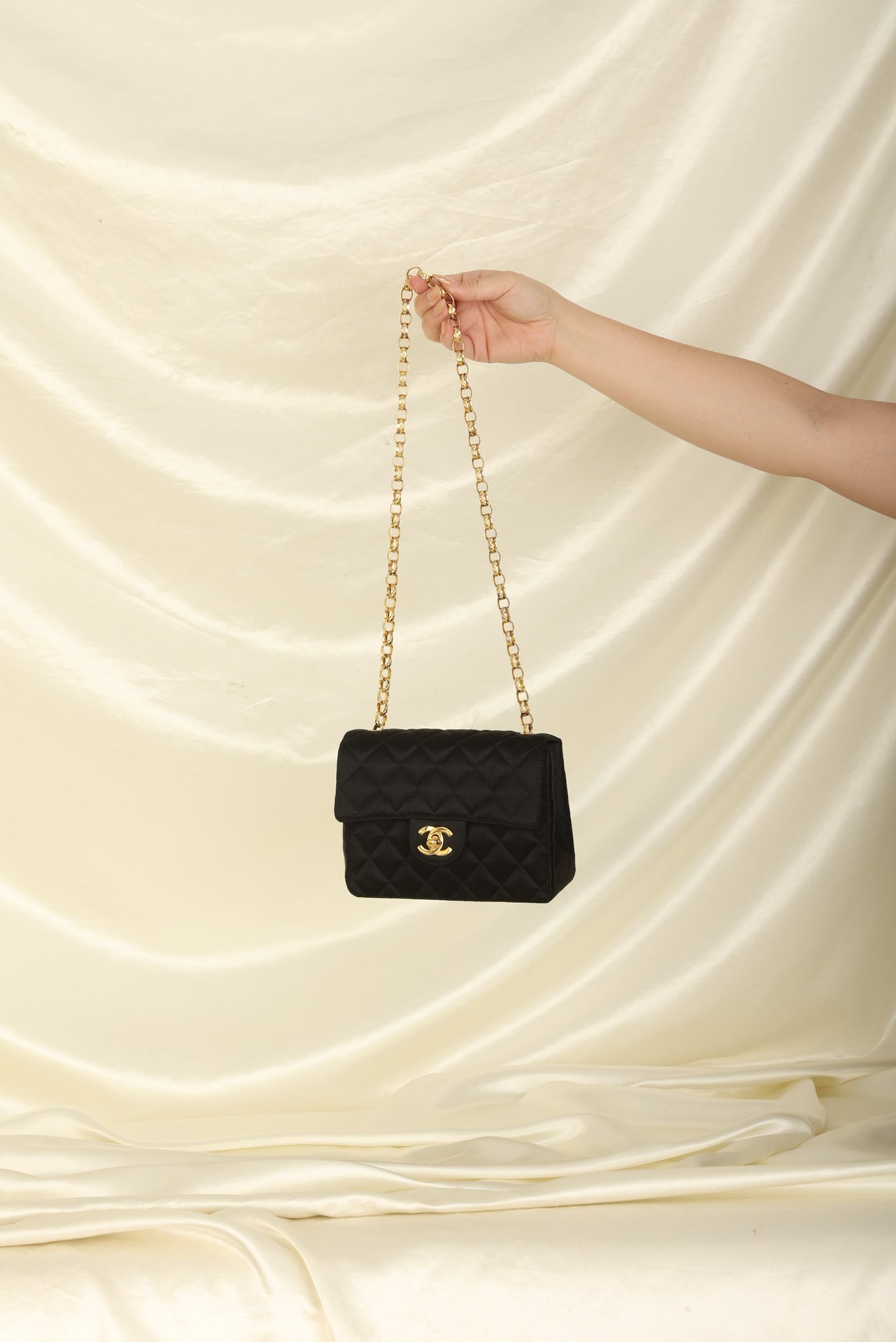 CHANEL classic JERSEY mini square BAG REVIEW 
