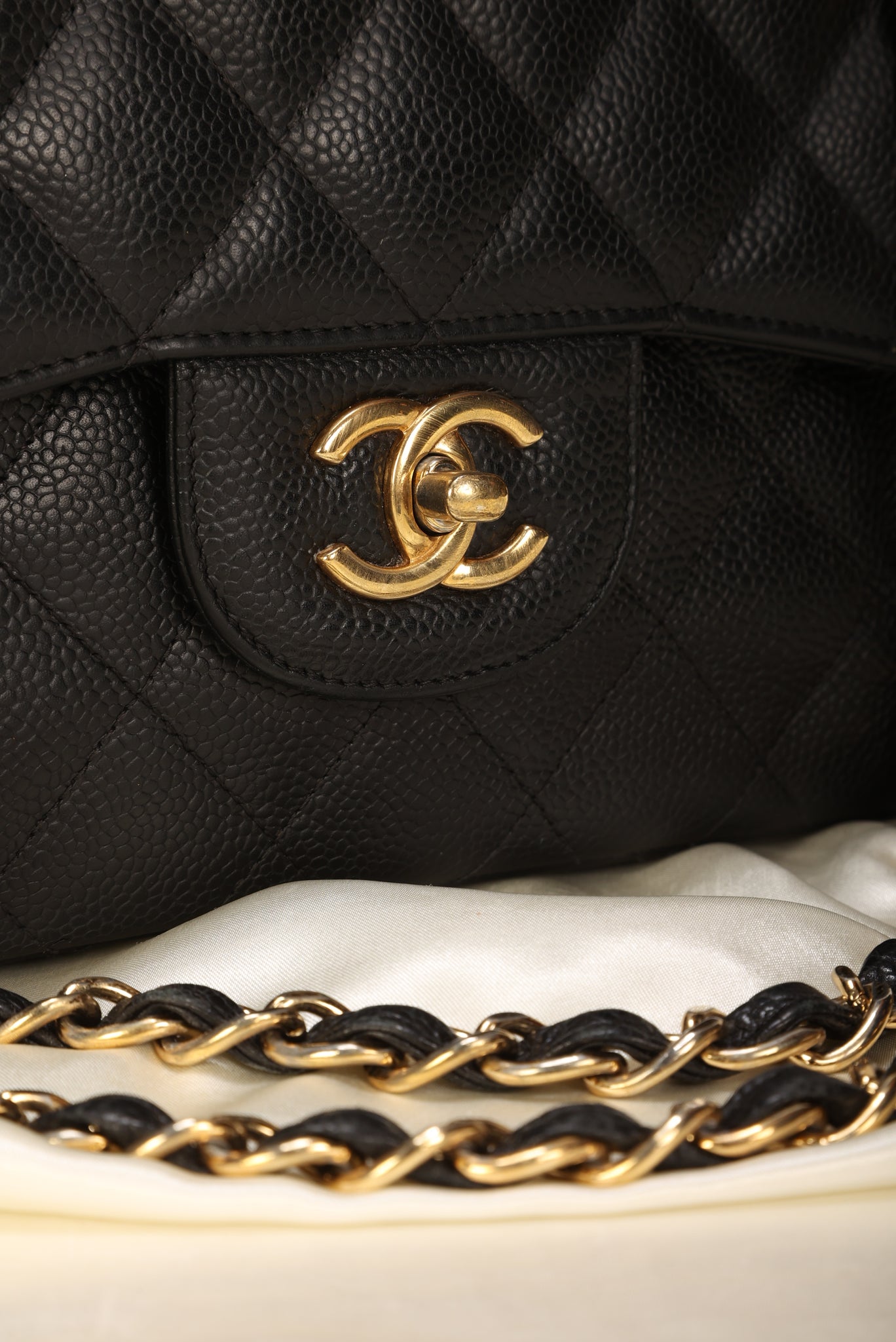 Chanel Caviar Jumbo Classic Flap