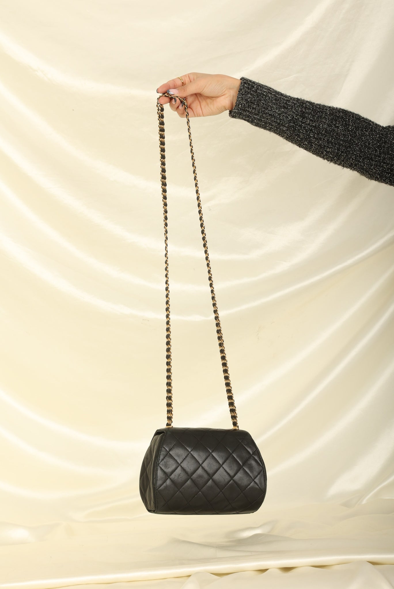 Black Chanel CC Matelasse Lambskin Flap Crossbody – Designer Revival