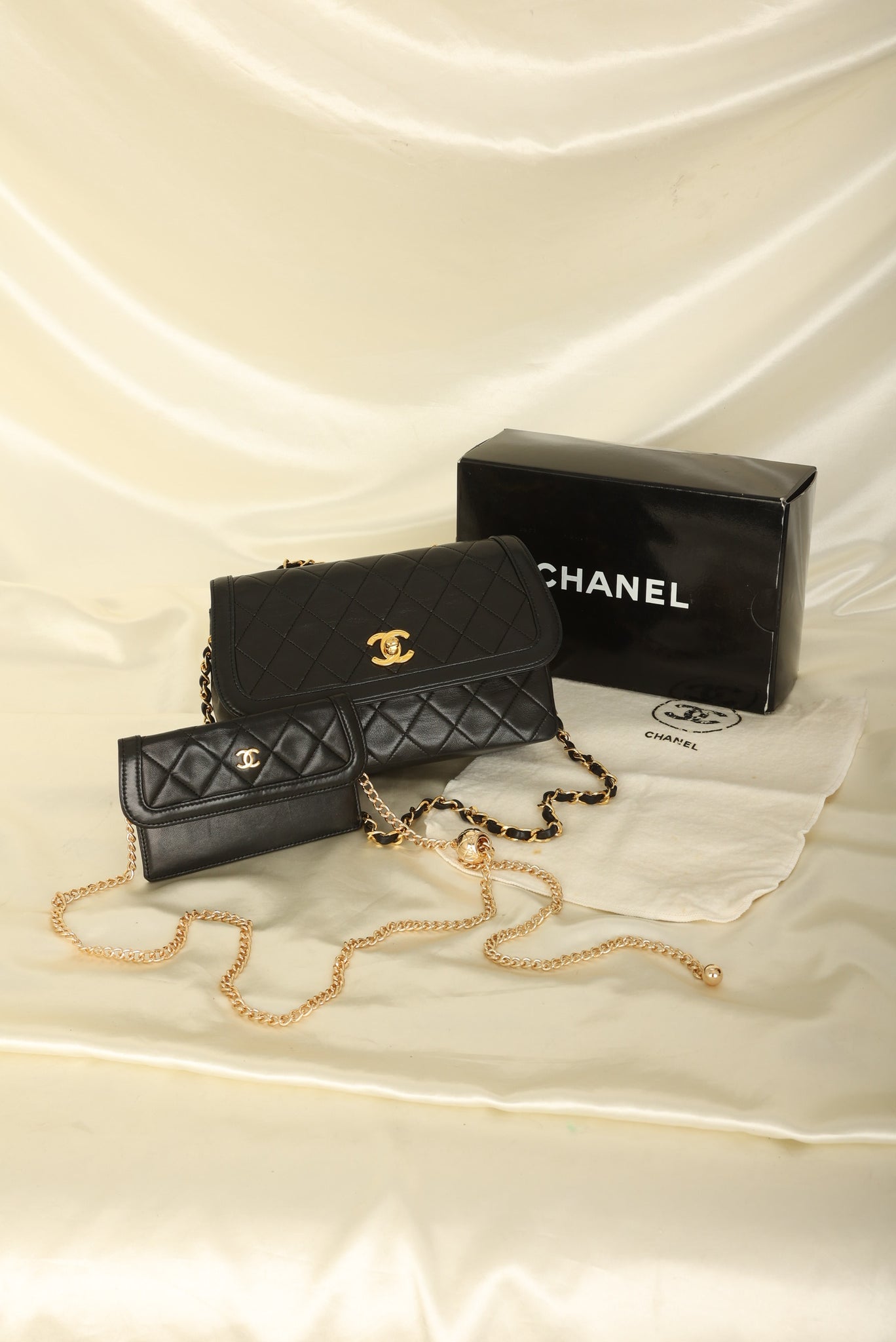 Rare Chanel 1989 Lambskin Single Flap w Wallet