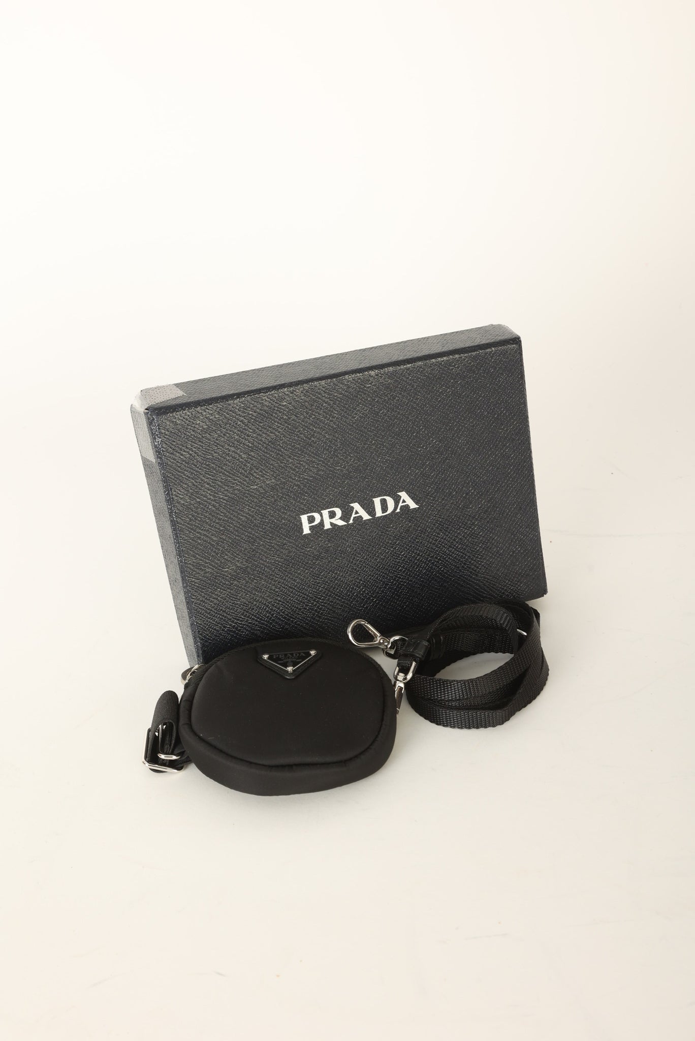 Prada Black Saffiano Leather Triangle Logo Continental Wallet 1MH132 – ZAK  BAGS ©️ | Luxury Bags