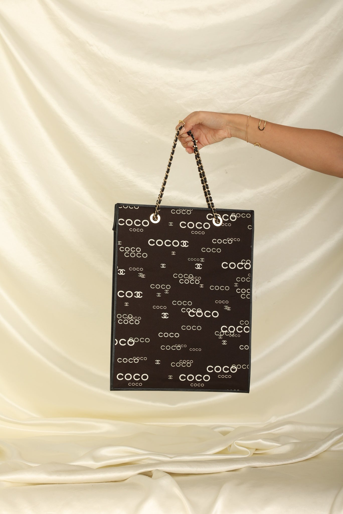 Chanel Coco Icon Canvas Tote – SFN