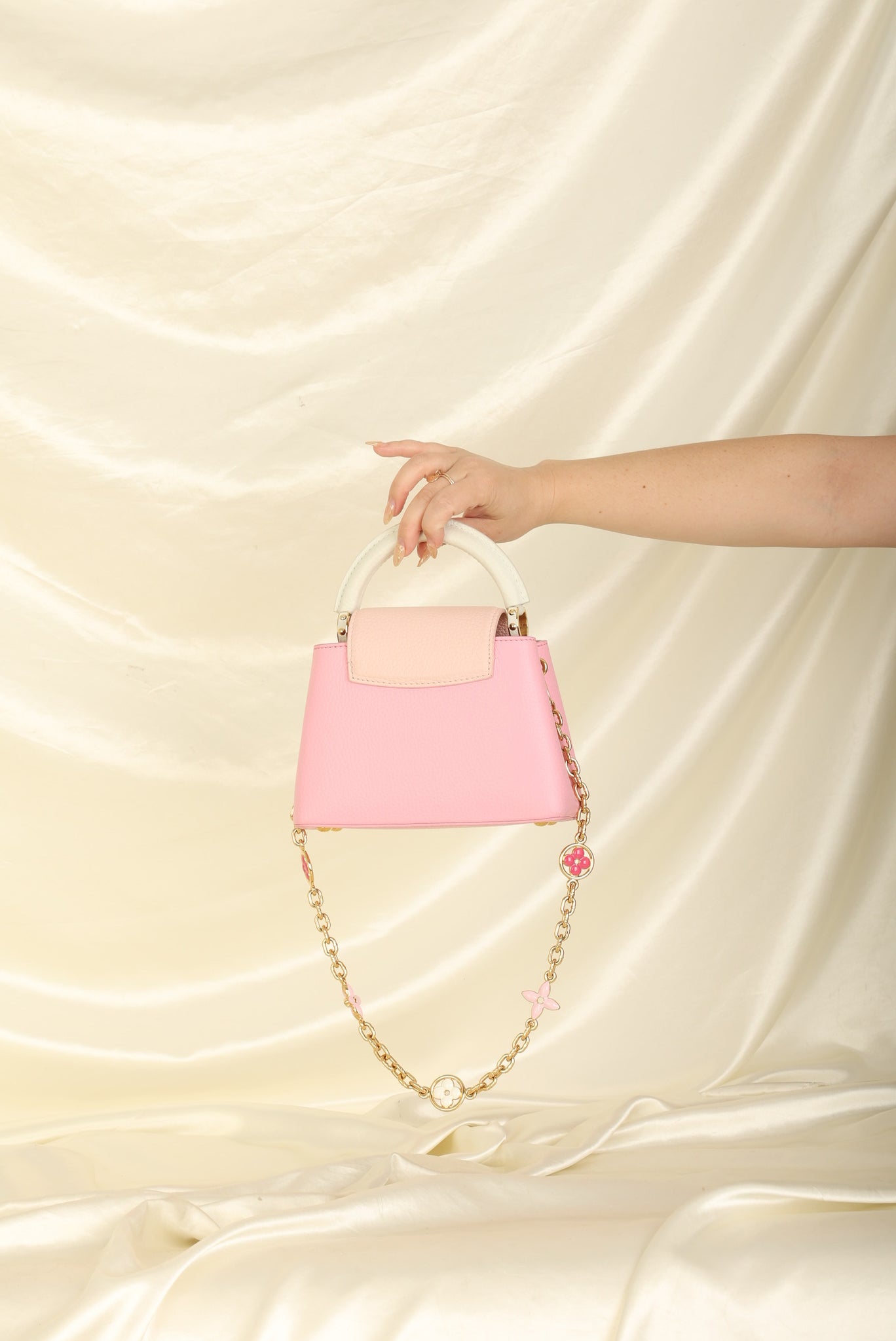 louis vuitton pink sling bag