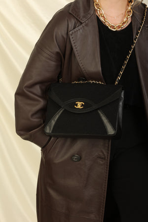 Chanel Vintage Jersey Single Flap Bag - Black Shoulder Bags, Handbags -  CHA660668