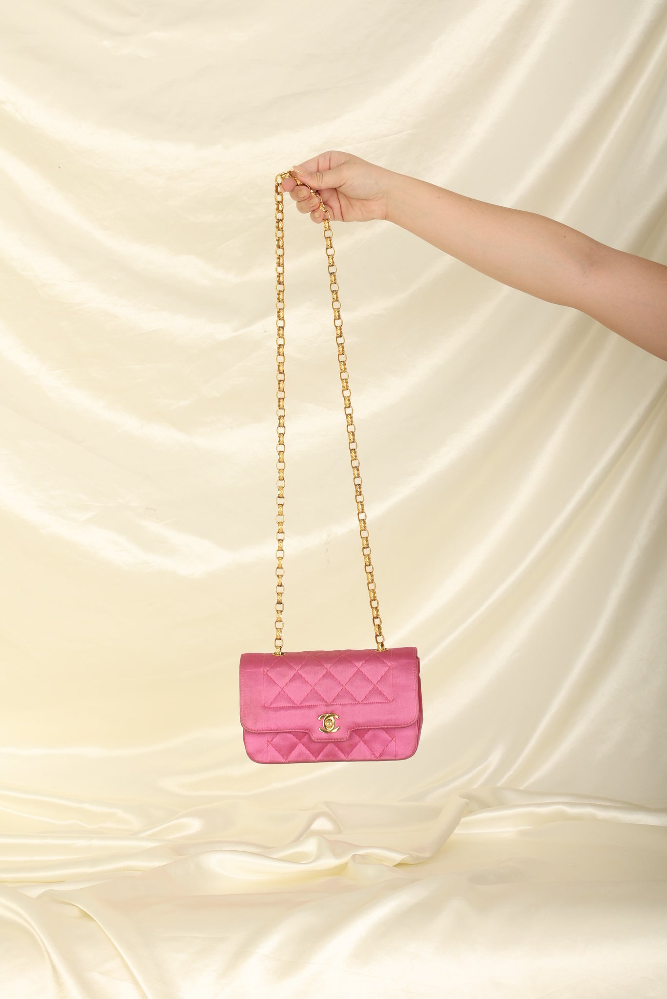 Chanel Caviar Bijoux Chain Shoulder Bag PXL1759 – LuxuryPromise