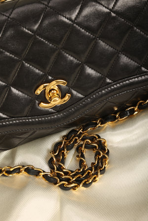 Rare Chanel Lambskin Wave Flap Bag