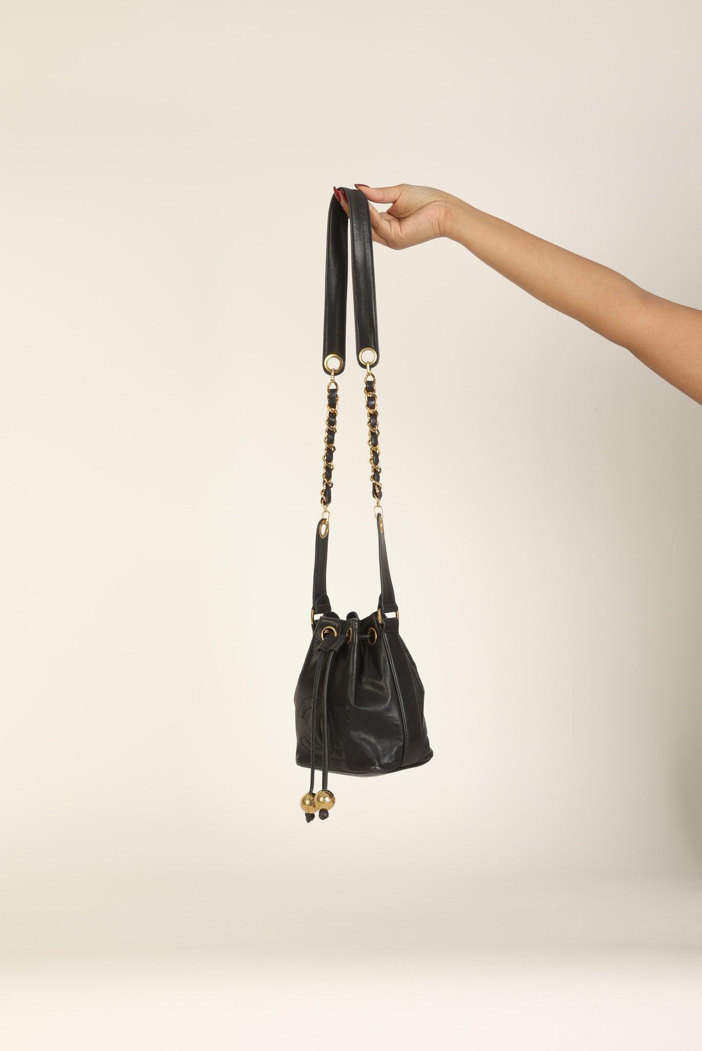 Chanel 1991 Lambskin Mini Bucket Bag – SFN