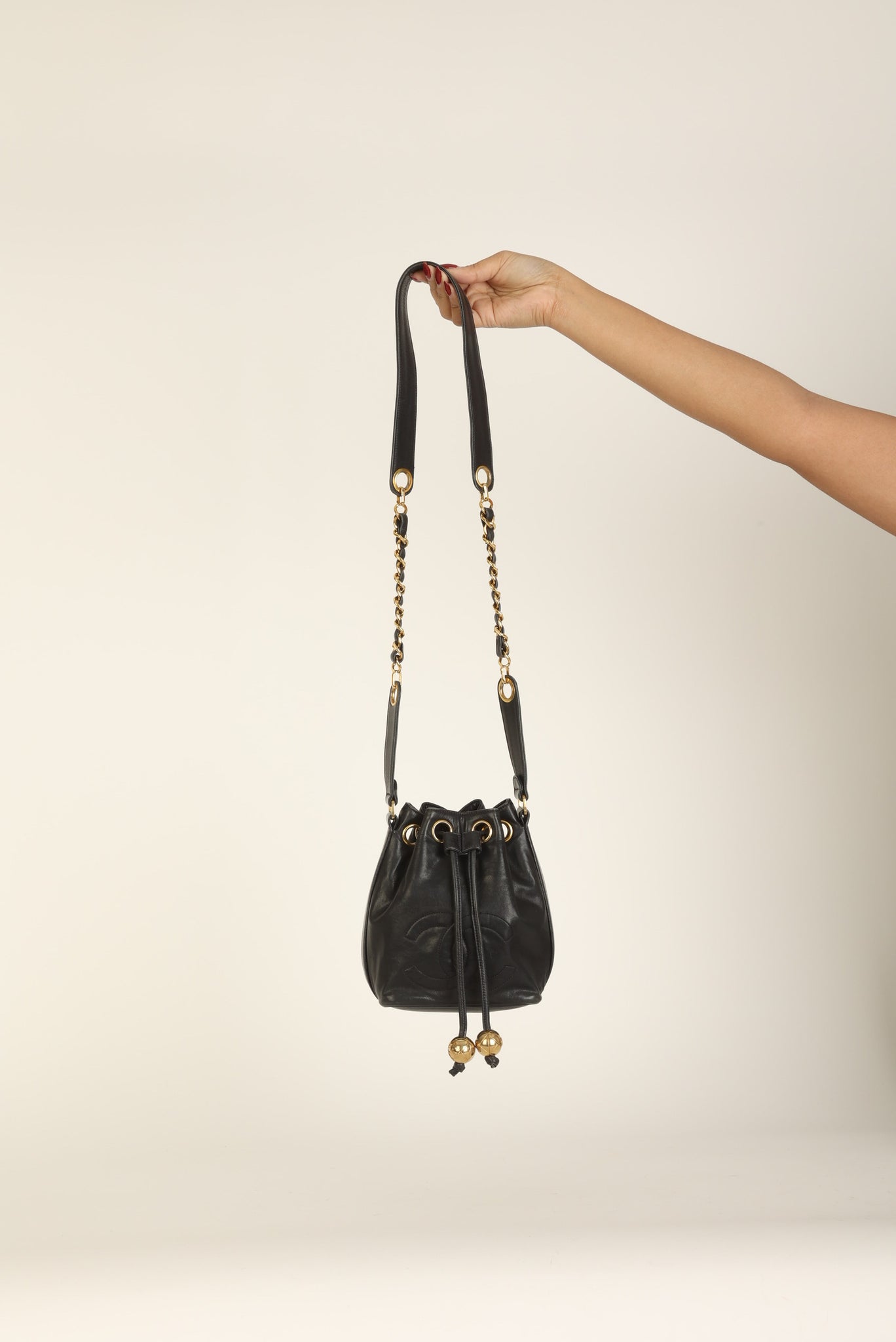 Chanel 1991 Lambskin Mini Bucket Bag – SFN