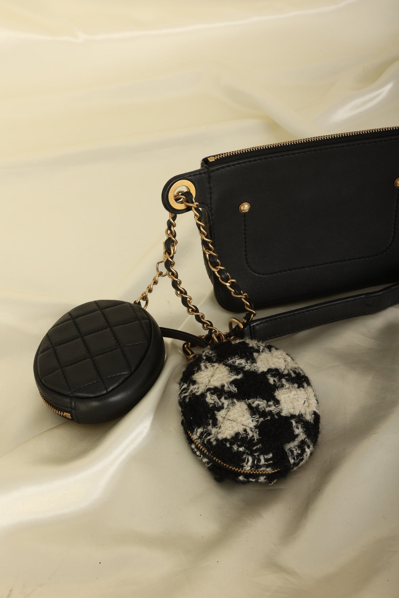 Chanel 2019 Calfskin Waistbag w/ Coin Purses – SFN