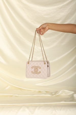vintage chanel tote bags