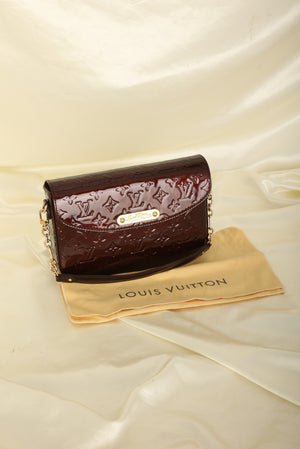 Louis Vuitton Vernis Chain Flap Bag
