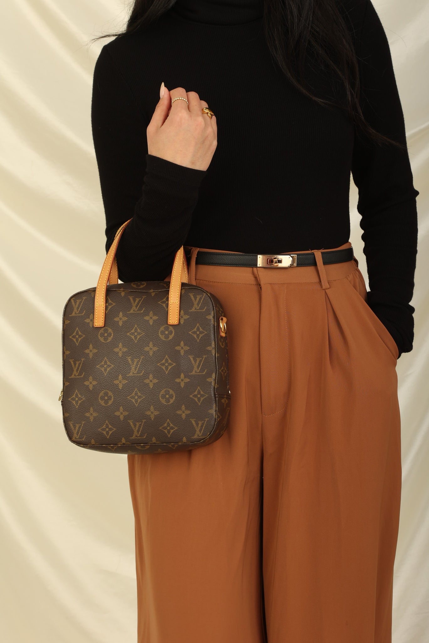Louis Vuitton Spontini With Crossbody Strap – yourvintagelvoe