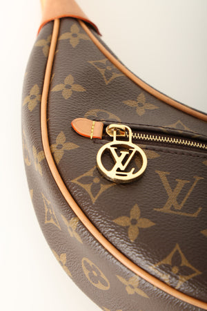 Louis Vuitton Monogram Loop Pochette