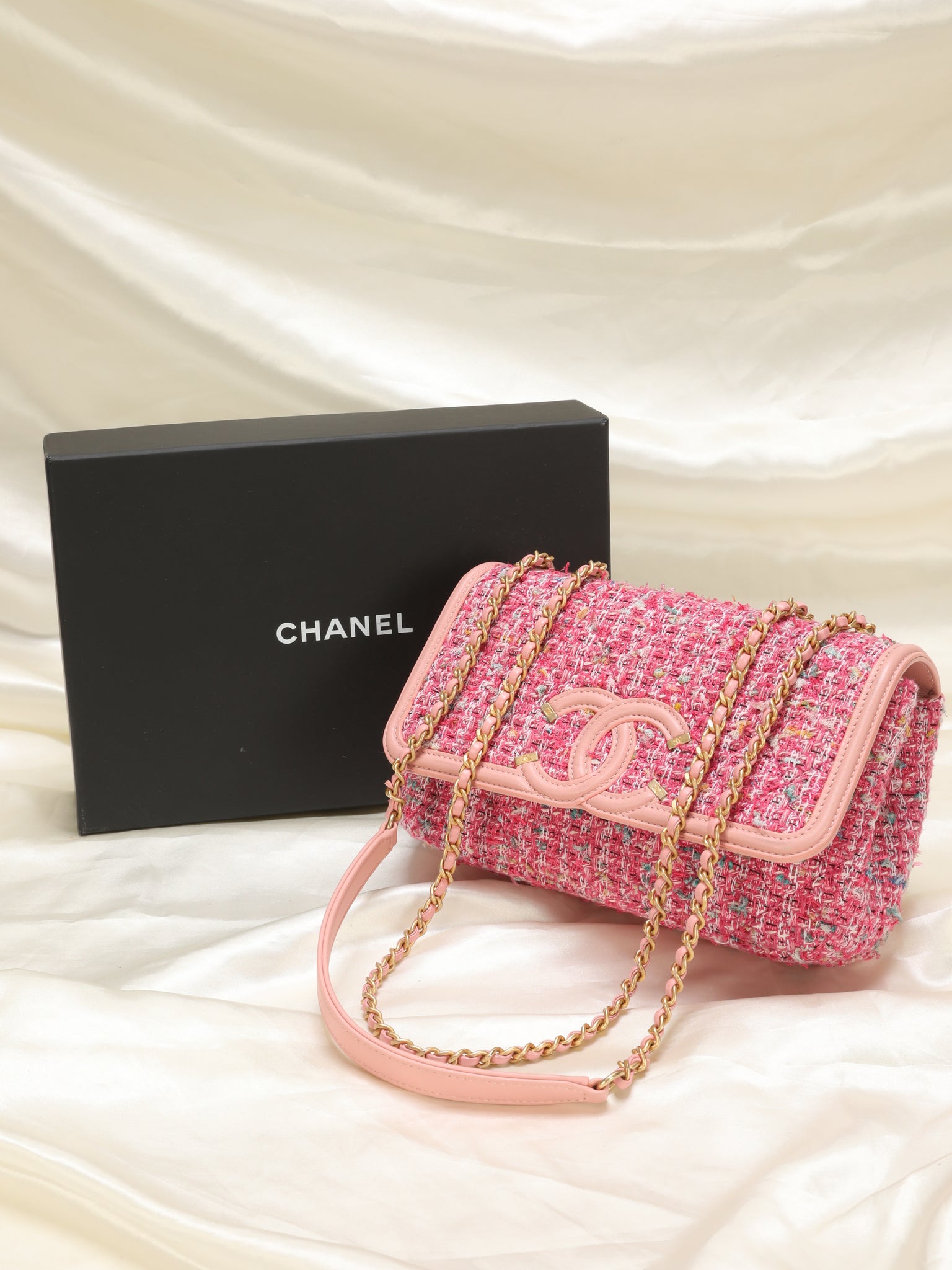 Rare Chanel Pink Tweed Chain Flap Bag