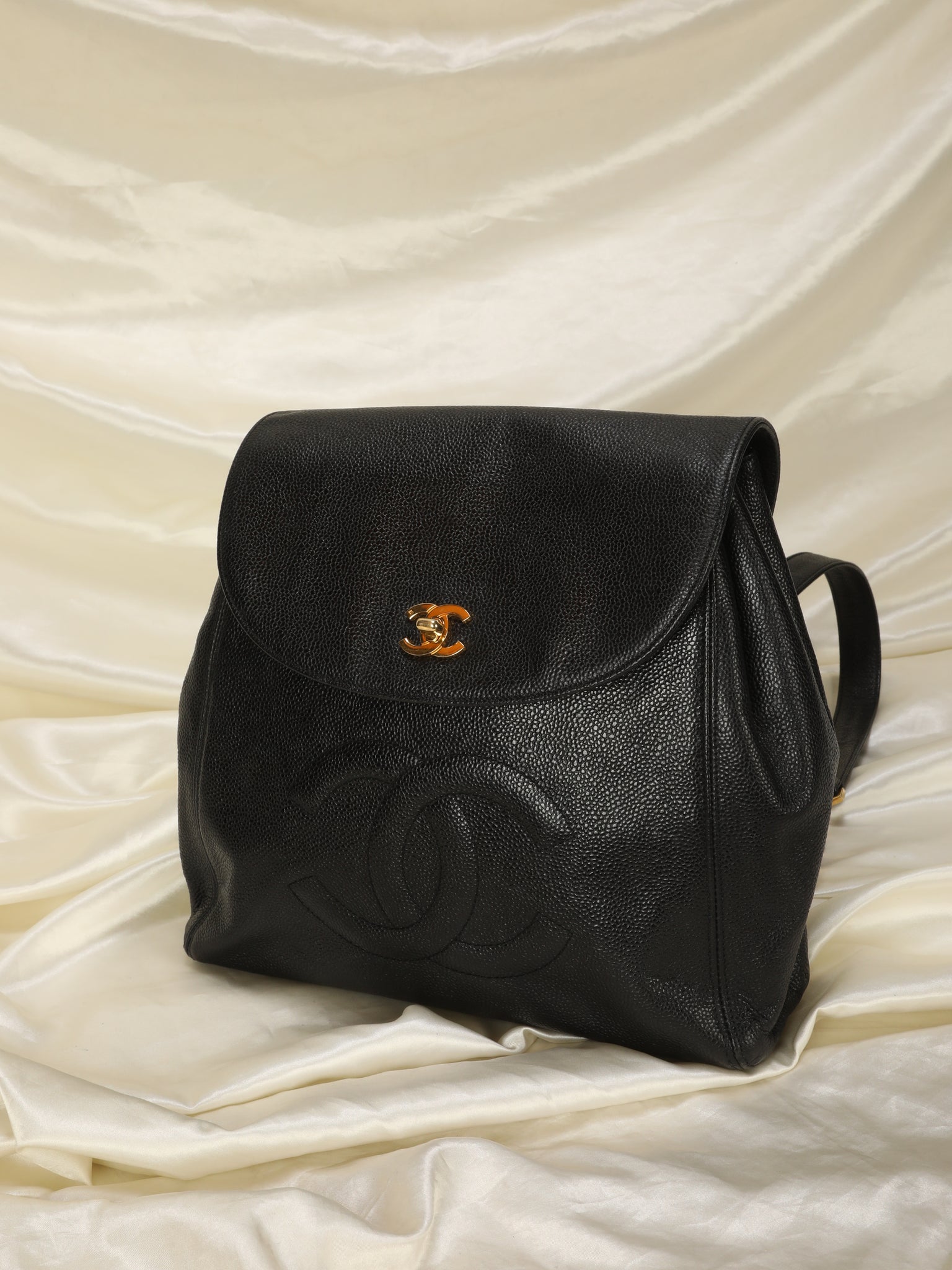 Extremely Rare Chanel Caviar Turnlock Backpack – SFN