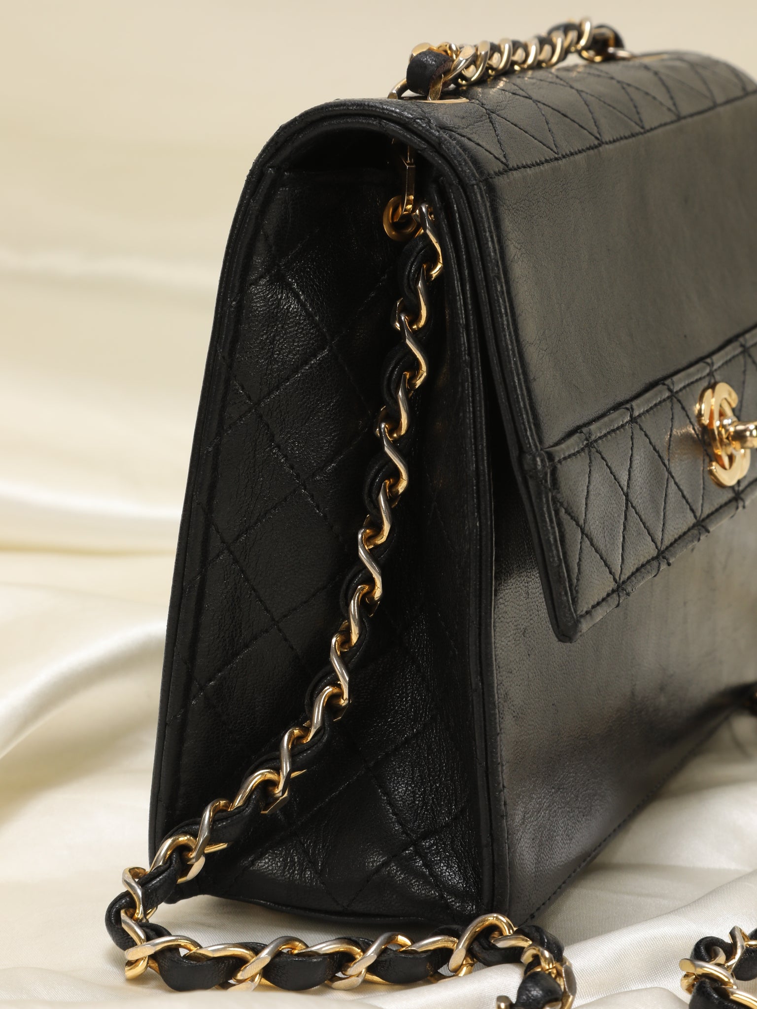 Chanel Vintage Black Quilted Lambskin CC Trapezoid Flap Gold Hardware,  1989-1991 Available For Immediate Sale At Sotheby's