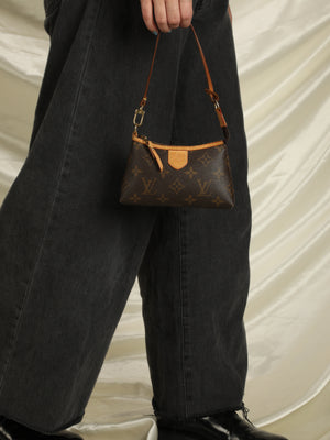 Louis-Vuitton-Monogram-Mini-Pochette-Delightful-Pouch-M40309
