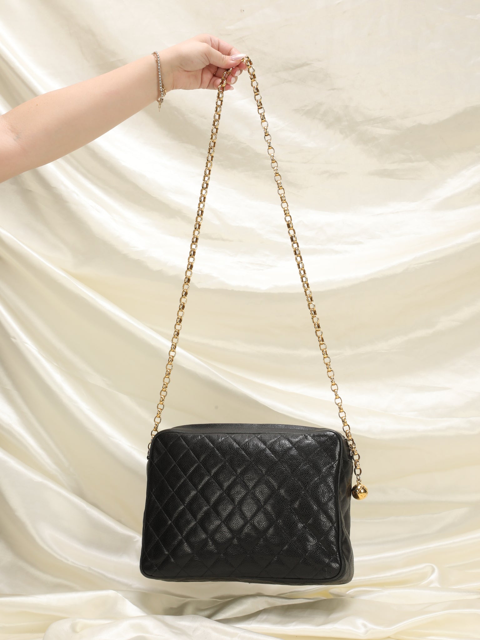 chanel black quilted bag