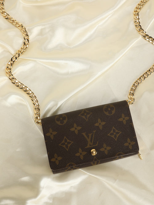 Louis Vuitton Short Wallet on Chain – SFN