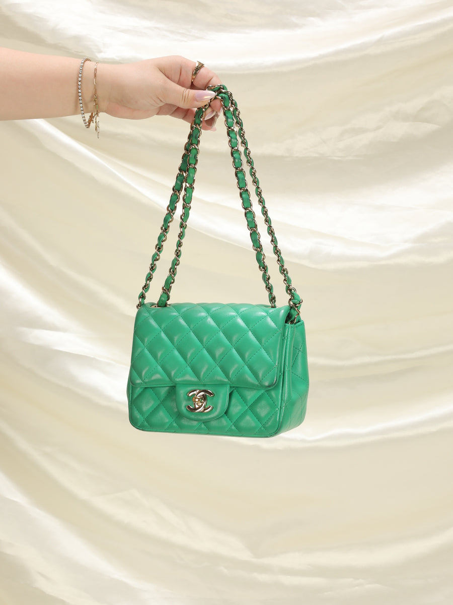 Chanel *Rare* Lambskin Citizen Chic Mini Flap Bag In Light Green – Trésor  Vintage