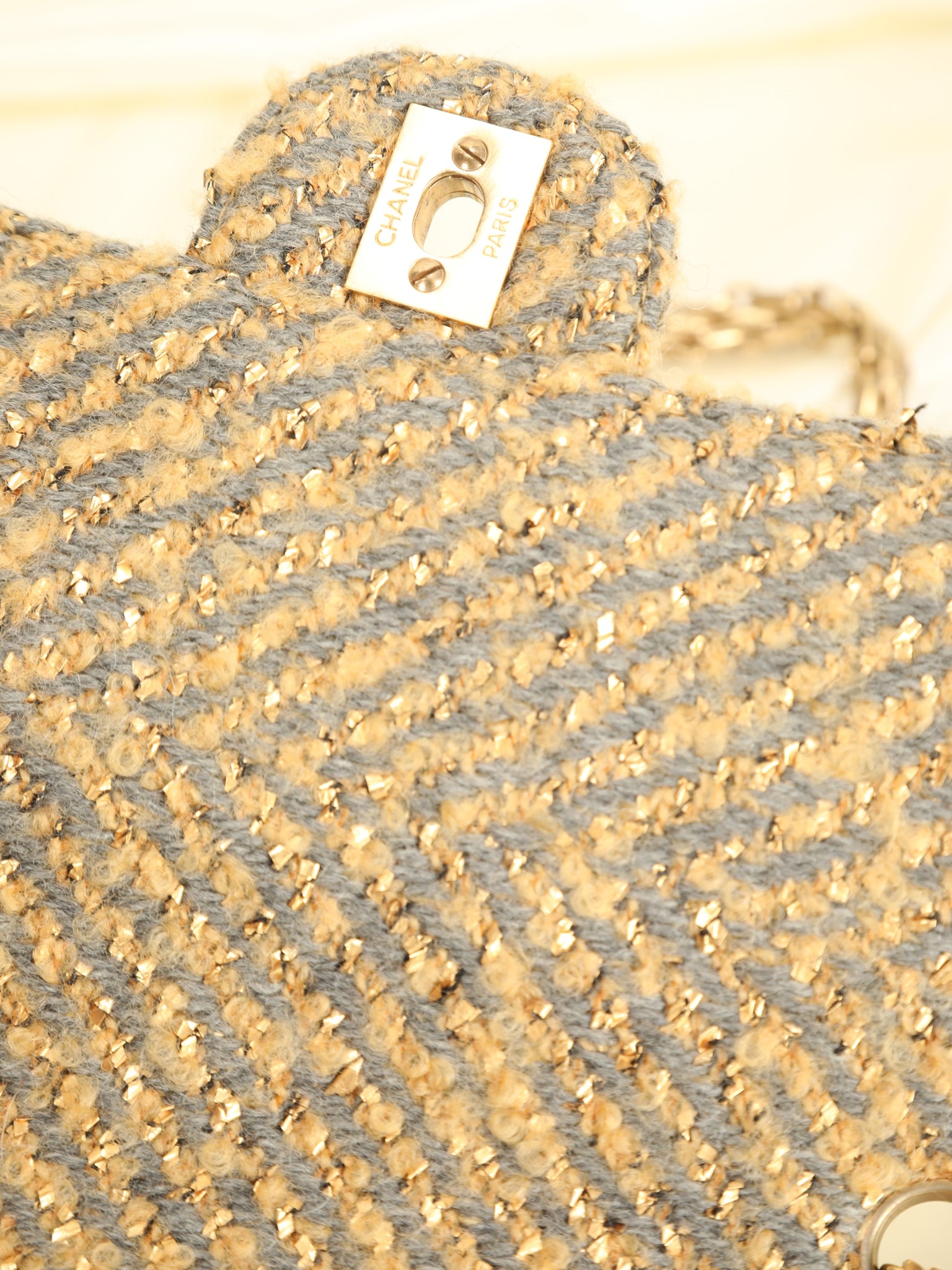 Extremely Rare Chanel Tweed Bijoux Bag – SFN