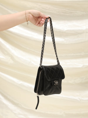 Chanel MINI TIMELESS CROSSBODY BAG IN BLACK LEATHER101030 Lambskin  ref.855347 - Joli Closet