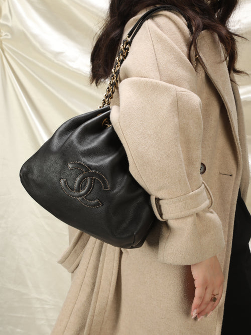 Chanel Medium Casual Style Hobo Handbag