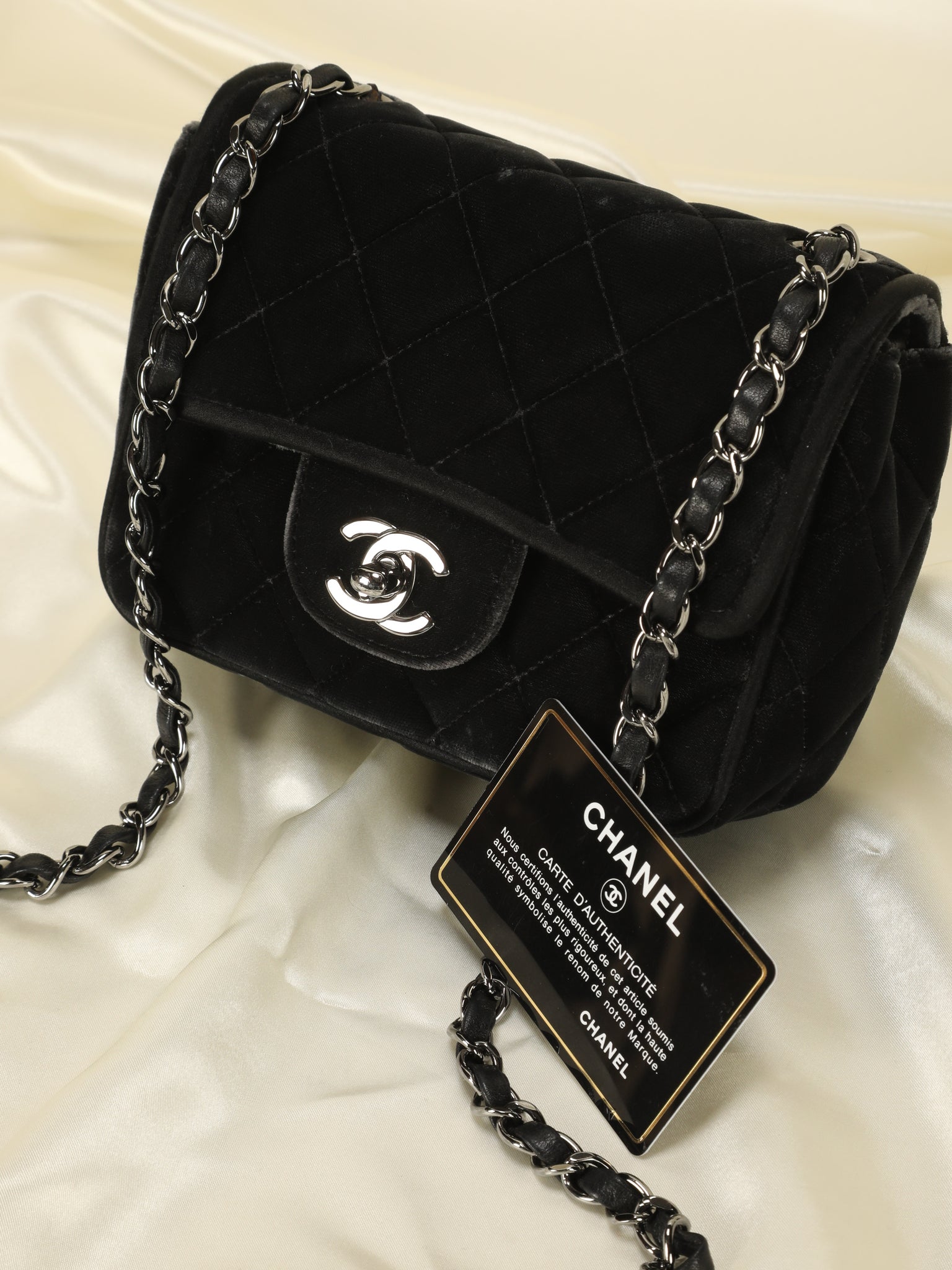 Chanel Velvet Mini Flap – SFN