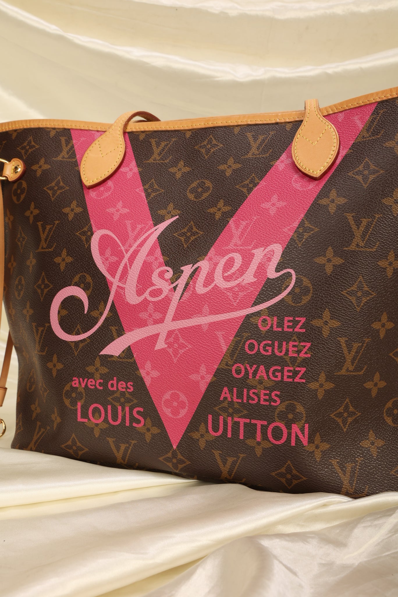 Limited Edition Louis Vuitton Aspen Neverfull MM