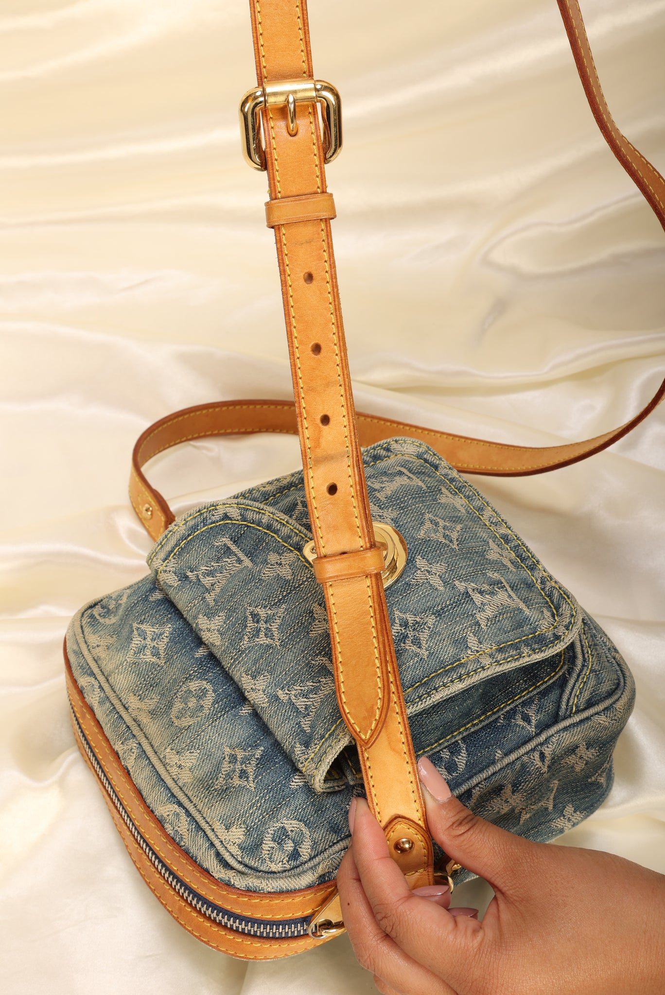Louis Vuitton, Bags, Vintage Louis Vuitton Denim Camera Crossbody Bag