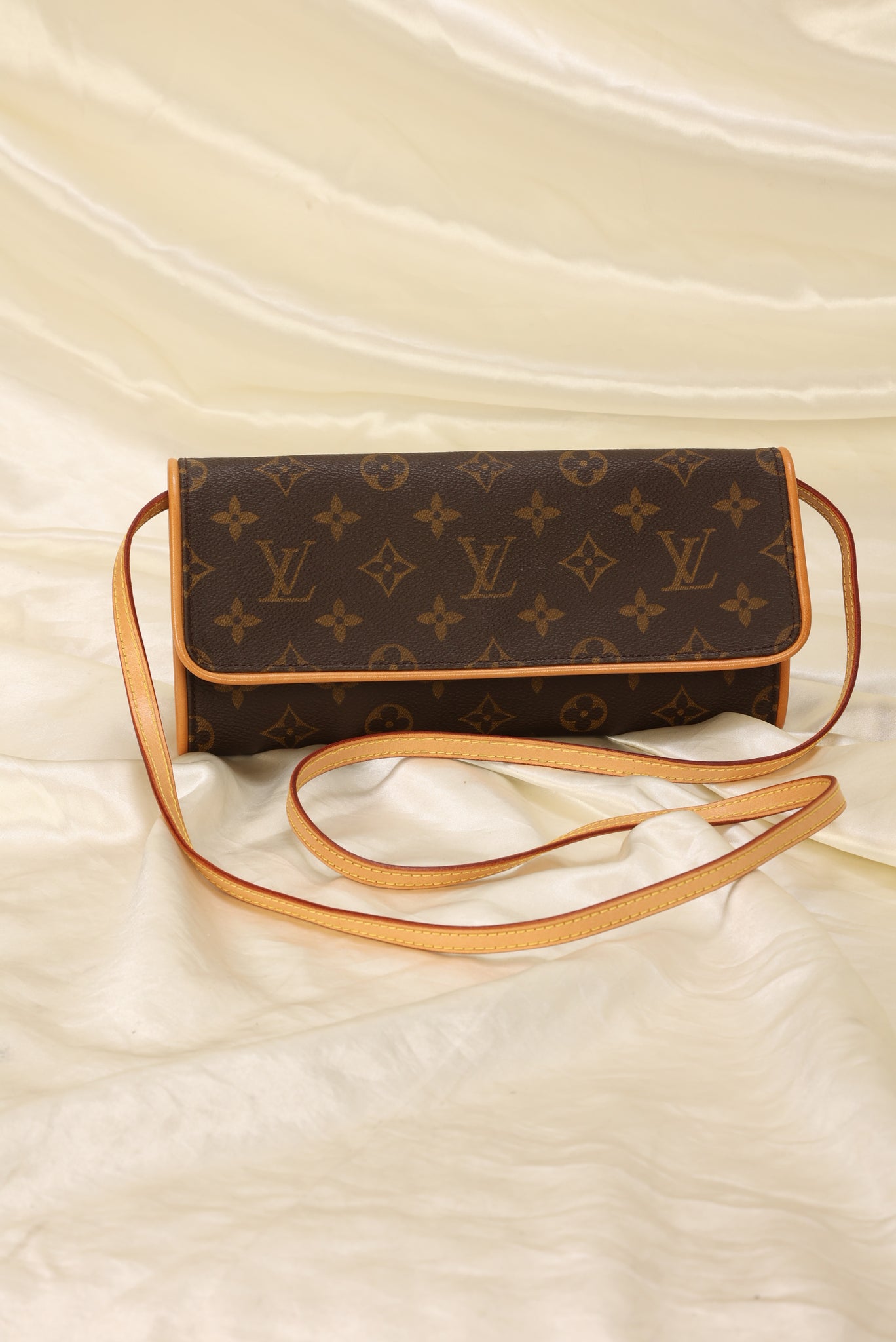 Louis Vuitton, Bags, Louis Vuitton Pochette Twin Gm Ca969