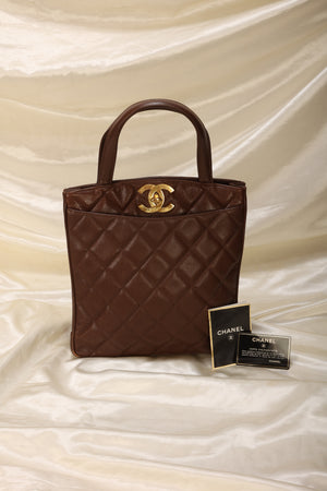 Extremely Rare Chanel Caviar XL Logo Turnlock Tote