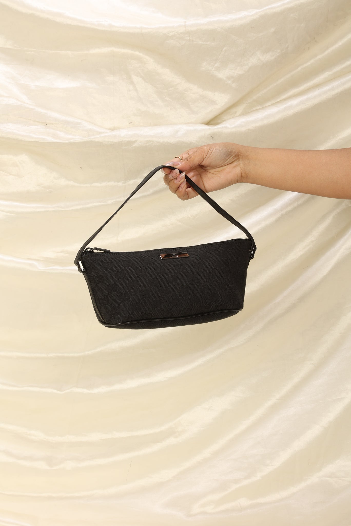 Vintage Gucci Boat Pochette Handbag purse Hand Shoulder Bag Canvas
