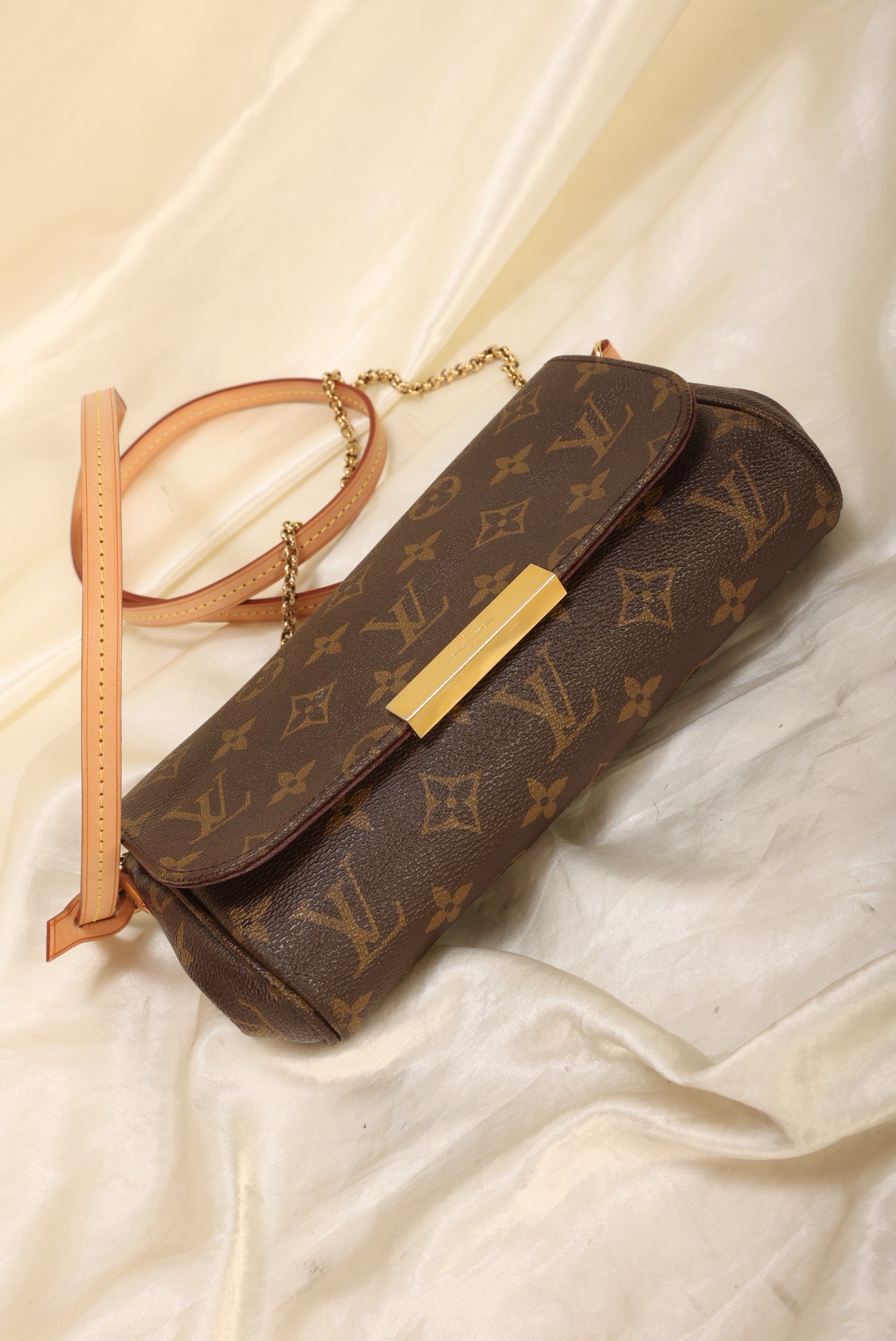 Louis Vuitton Favorite monogram PM Brown Leather ref.542675 - Joli