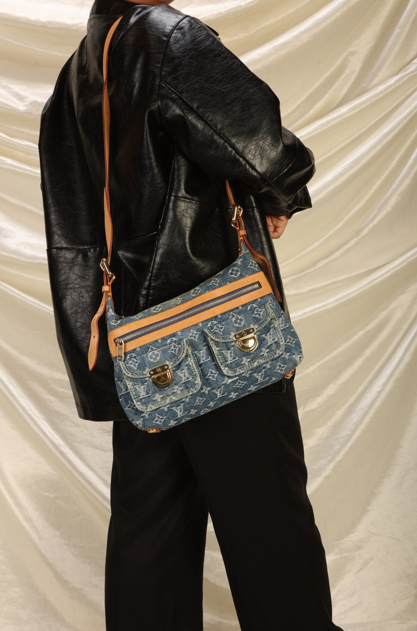 Louis Vuitton 2008 pre-owned Monogram Denim Baggy PM Shoulder Bag