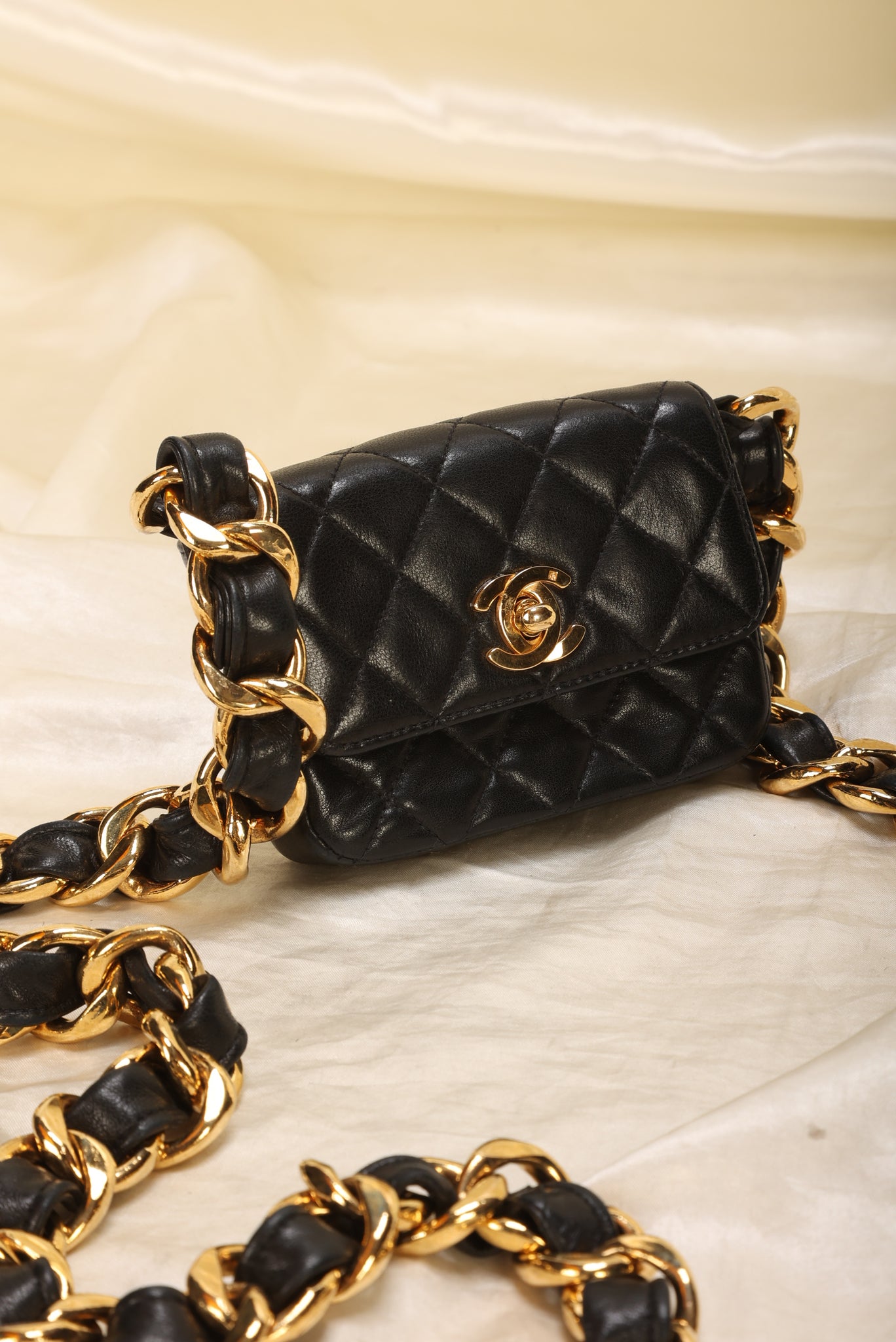 Chanel Bag Small Chain - 420 For Sale on 1stDibs
