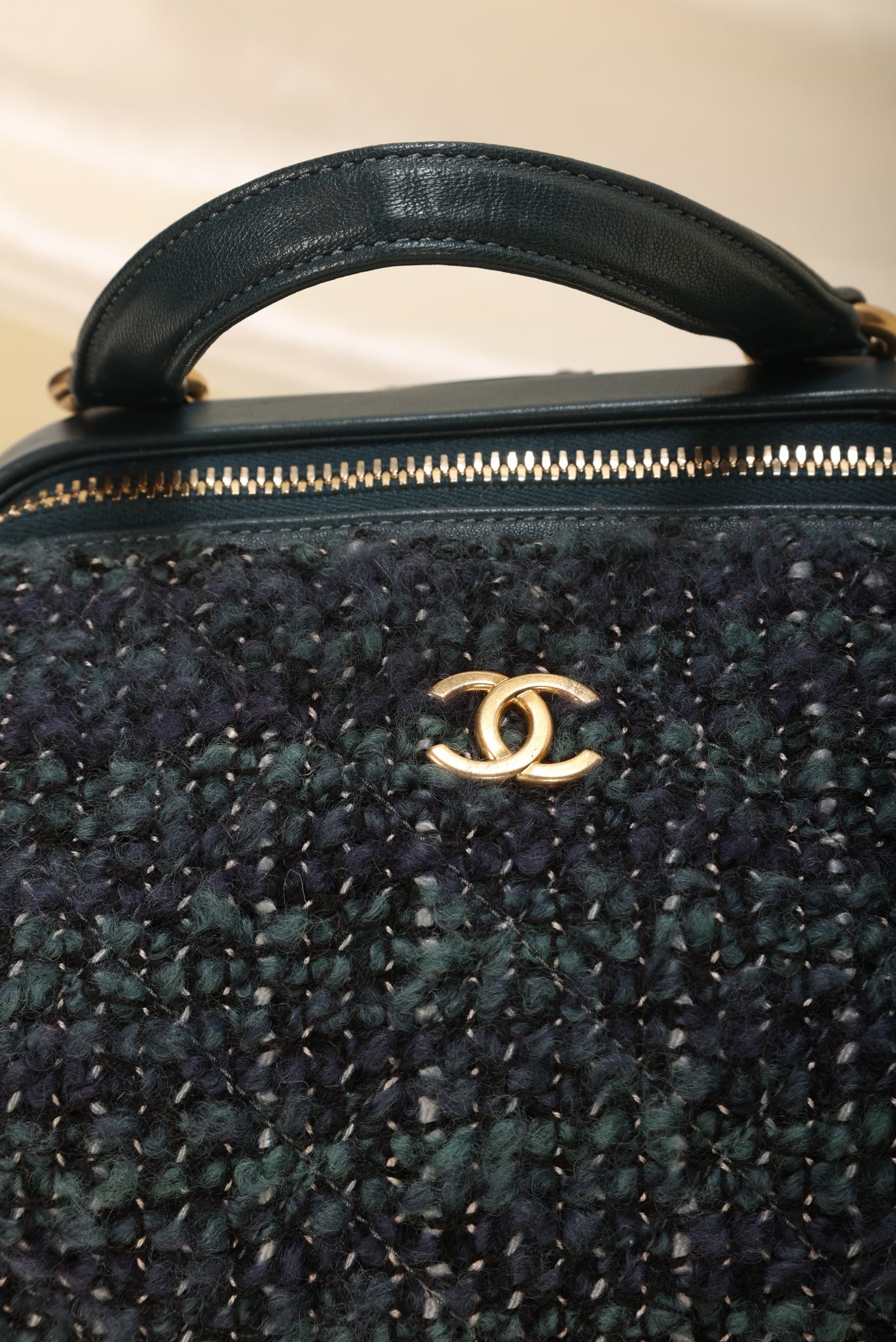 Chanel White And Black Wool Tweed Backpack Gold Hardware, 2022 Available  For Immediate Sale At Sotheby's