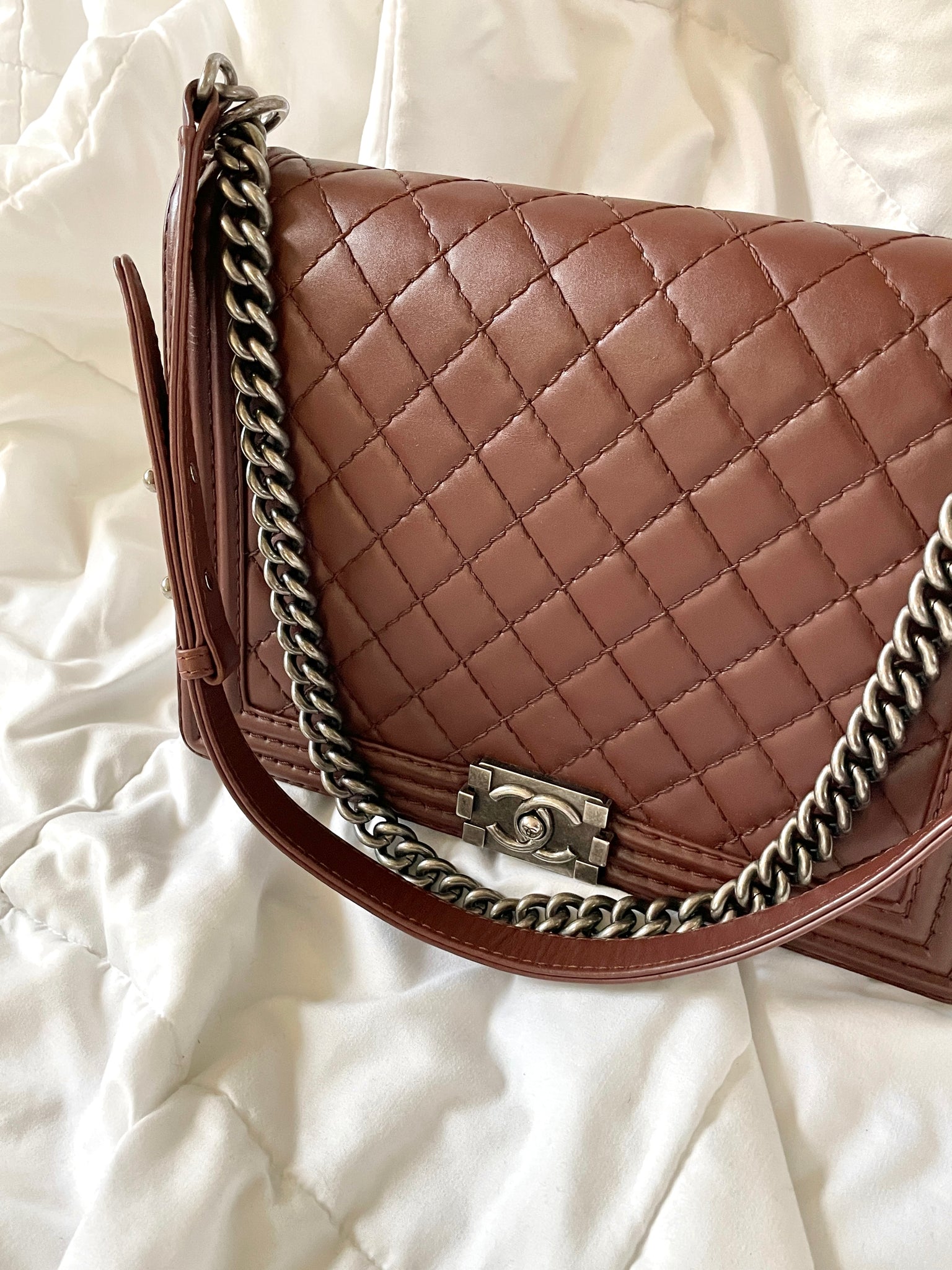 Authentic 2015-16 Chanel Le Boy Bag Flapbag Handbag Grey Burgundy w/  Certificate
