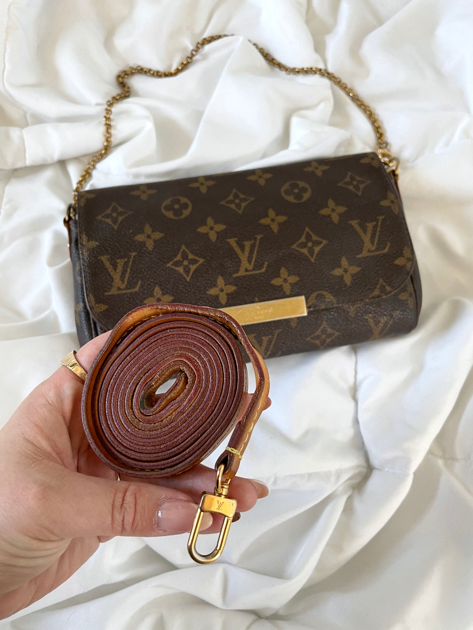 Louis Vuitton Brown Monogram Favorite PM Bag W/ Chain and Leather Stra –  The Closet