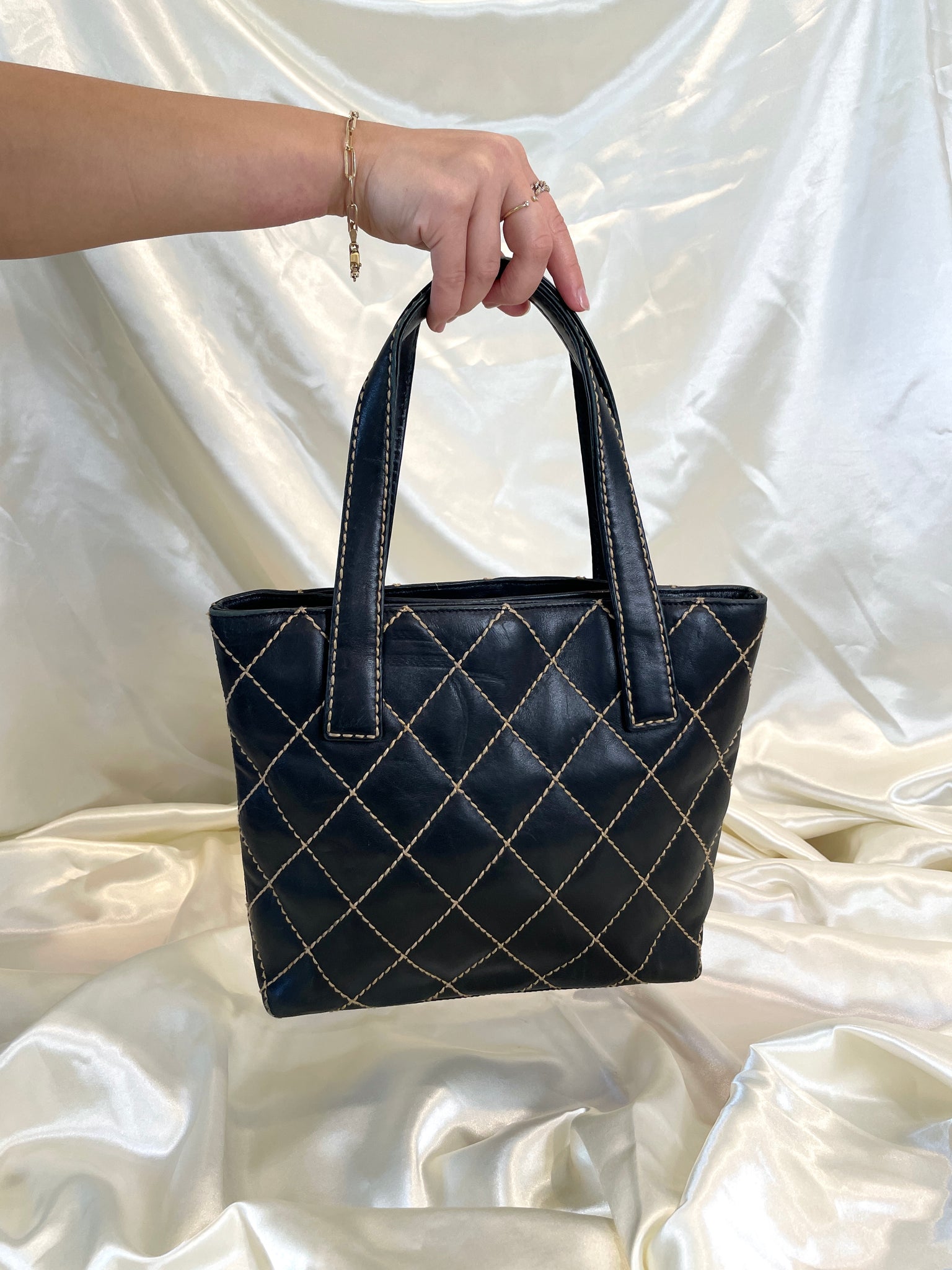 Chanel Black Chevron Quilted Iridescent Leather Surpique Small Tote Bag -  Yoogi's Closet