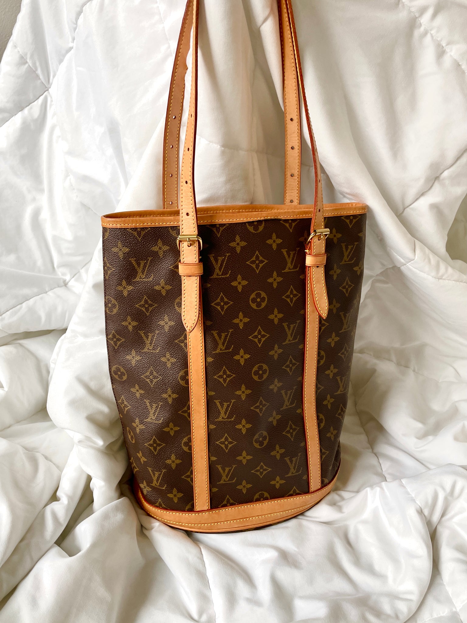 Louis Vuitton GM Bucket Bag