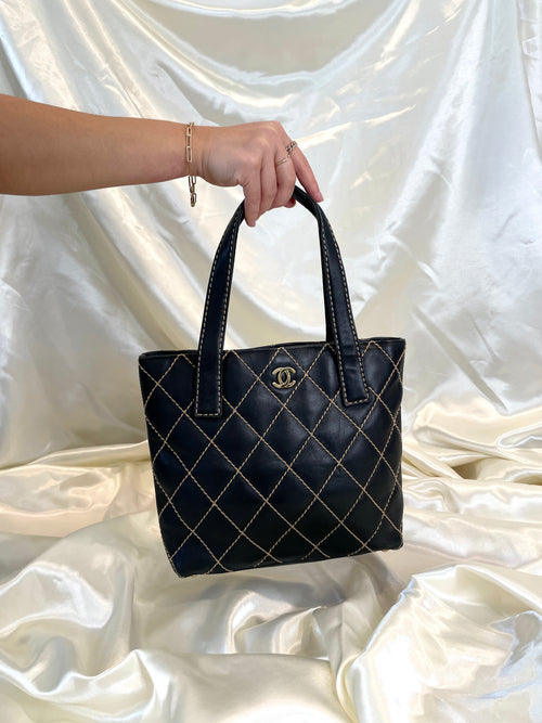 Chanel Surpique Chevron Flap Bag Quilted Iridescent Calfskin Jumbo