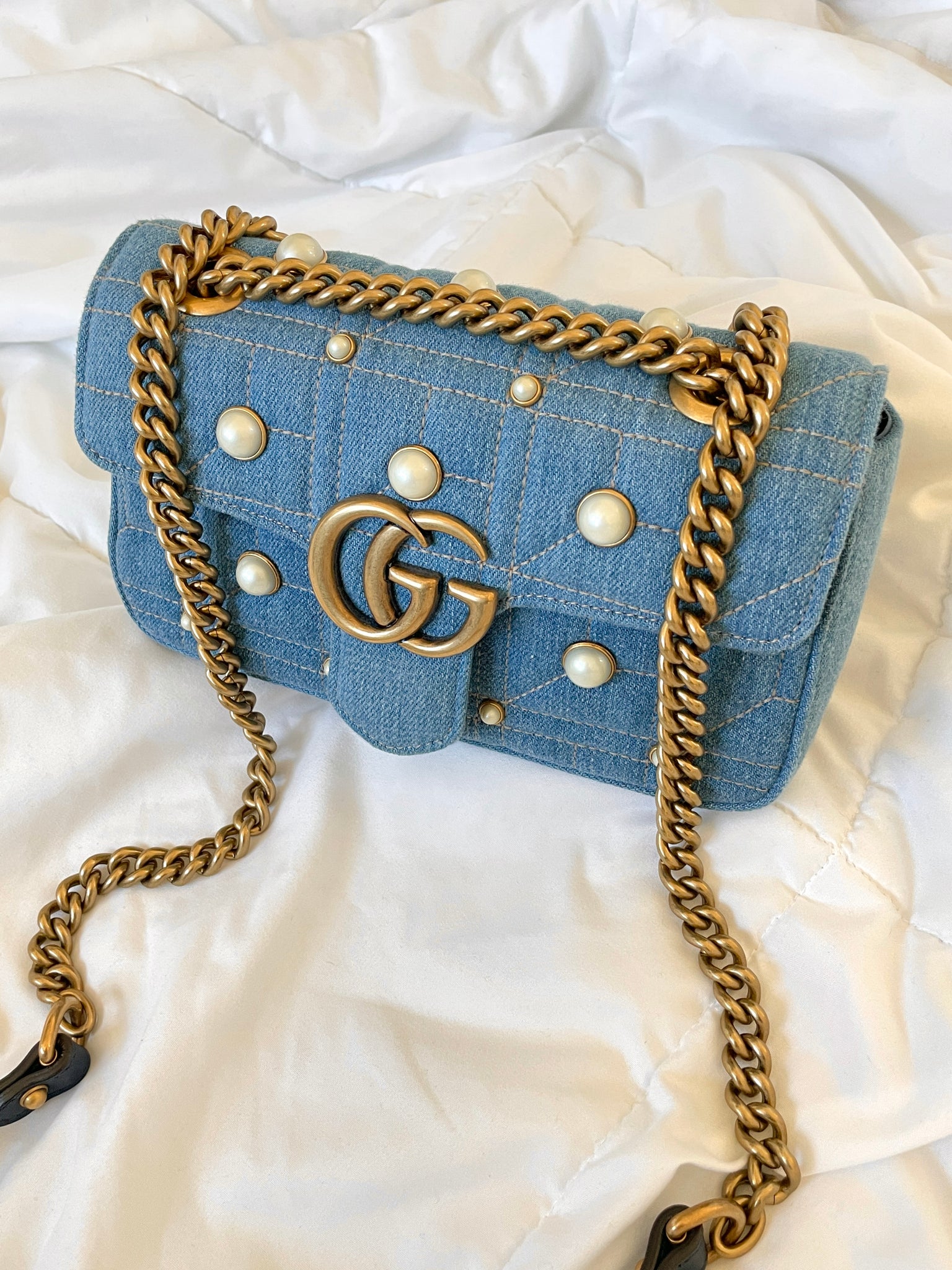 Gucci Medium Blue Denim Pearls Marmont Chain Bag – Boutique LUC.S